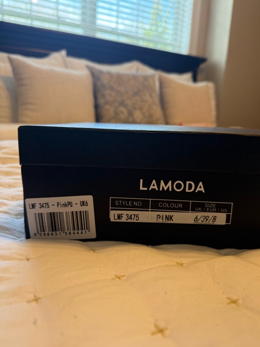 Pink Heart-Heel Lamoda platforms. 💖
**BRAND NEW, Never worn. - Picture 7 of 9